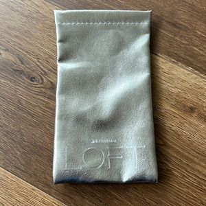 Ann Taylor Loft silvery gold leather glasses pouch
